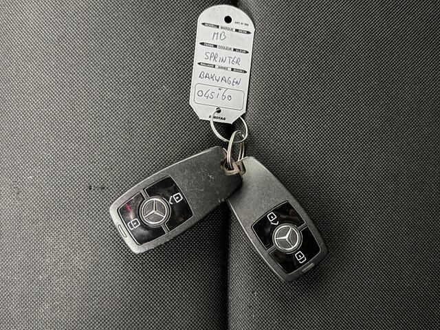 Mercedes-Benz SPRINTER 316CDI 7G-Tronic Automaat Bakwagen | Laadklep | Airco | 3-Zits