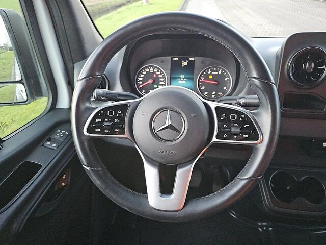 Mercedes-Benz SPRINTER 317 1.9 CDI L3H2 RWD automaat, airco, navi, mbux, camera, 50 dkm.