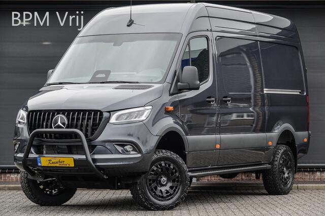 Mercedes-Benz SPRINTER 4x4 319Cdi 190Pk 9G-tronic | L2H2 | 2x Schuifdeur | 4WD | AWD | Bullbar | Treeplanken | 18'' All Terrain | Tenoriet Grijs