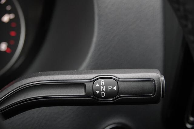 Mercedes-Benz SPRINTER 4x4 319Cdi 190Pk 9G-tronic | L2H2 | 2x Schuifdeur | 4WD | AWD | Bullbar | Treeplanken | 18'' All Terrain | Tenoriet Grijs