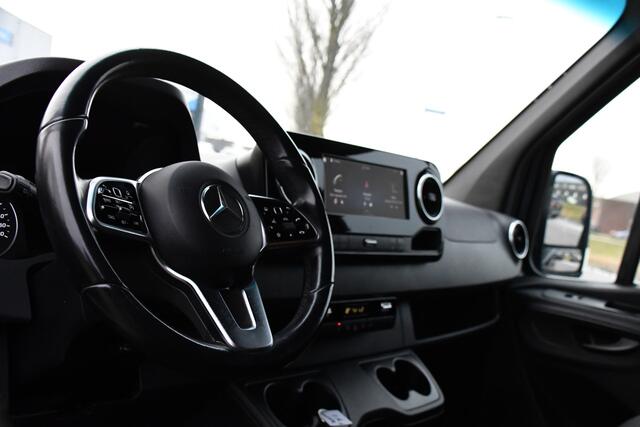 Mercedes-Benz SPRINTER 317 1.9 CDI L2H1 DC RWD PB Edition Cruise, Camera, Carplay, 2 x Schuifdeur, 10,5'' Mbux, 3500kg Trekhaak, Sensoren, LED, Uniek!