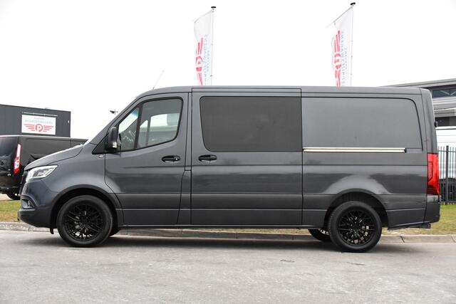 Mercedes-Benz SPRINTER 317 1.9 CDI L2H1 DC RWD PB Edition Cruise, Camera, Carplay, 2 x Schuifdeur, 10,5'' Mbux, 3500kg Trekhaak, Sensoren, LED, Uniek!