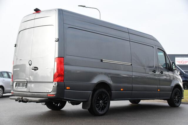 Mercedes-Benz SPRINTER 317 1.9 CDI L3H2 RWD AMG Edition Camera, Cruise, Carplay, Leder, 170pk, Multimedia, Trekhaak, LED, Uniek!