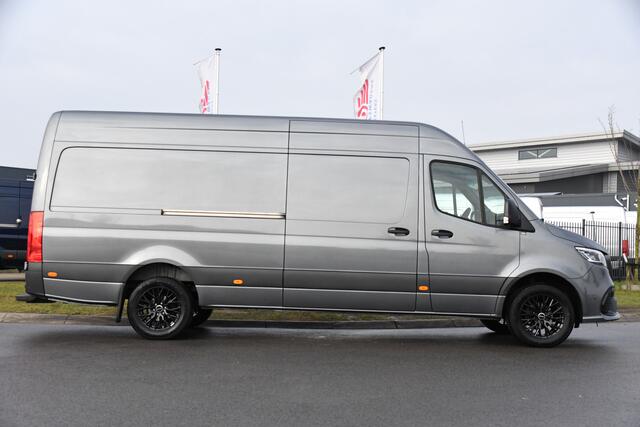 Mercedes-Benz SPRINTER 317 1.9 CDI L3H2 RWD AMG Edition Camera, Cruise, Carplay, Leder, 170pk, Multimedia, Trekhaak, LED, Uniek!