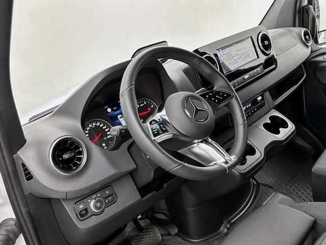 Mercedes-Benz SPRINTER 319 1.9 Pro L2H1 3500kg trekhaak Distronic Navigatie Led Stoelverwarming Comfortstoel Betimmering