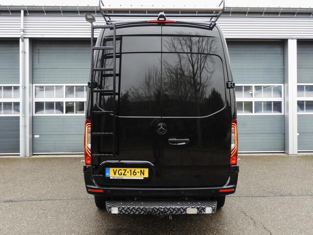 Mercedes-Benz SPRINTER 319 3.0 CDI L2H2 DC V6 190PK | AUT | LED | UNIEK!