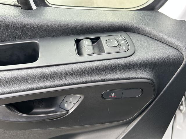 Mercedes-Benz SPRINTER 317 CDI L2 H2 MBUX / Trekhaak / Camera / Parkeersensoren / Navigatie / Airco / 270 Graden achterdeuren