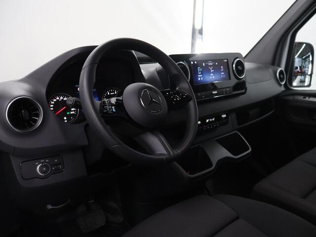 Mercedes-Benz SPRINTER 317 CDI | Aut. | L2 H2 | Pro | 3-zits | Airco | Cruise Control | 3500 KG. AHW | Parkeercamera | Certified