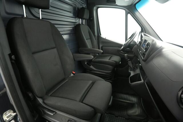 Mercedes-Benz SPRINTER 317 CDI 170PK L2H2 | Airco | Camera | Cruise | Carplay | Stoelverw. | Navi