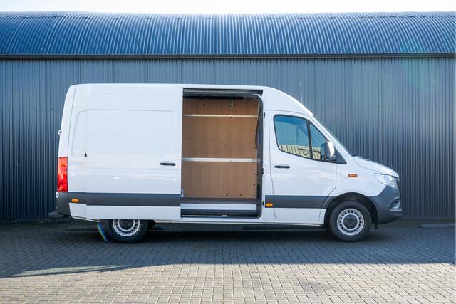 Mercedes-Benz SPRINTER 317 CDI L2H2 | Automaat | Mbux | 360° camera | Navi | Cruise | Climatronic