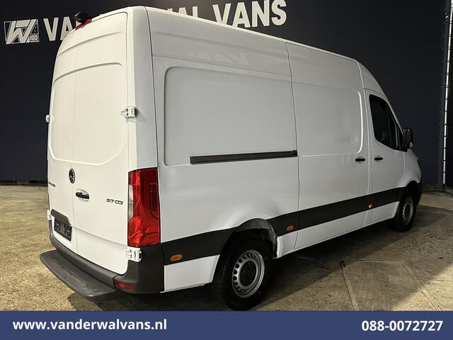 Mercedes-Benz SPRINTER 317 CDI 170pk L2H2 Euro6 Airco | Camera | Navigatie | Apple Carplay | Android Auto Bijrijdersbank