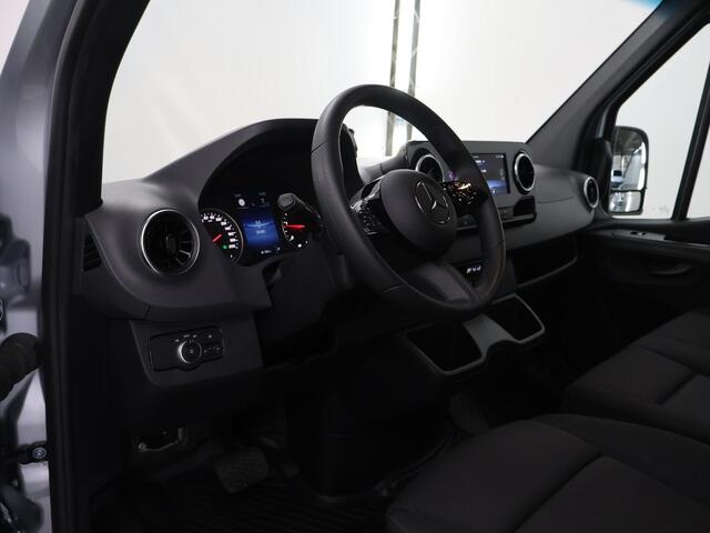 Mercedes-Benz SPRINTER 317 CDI | Aut. | L2 H1 | Pro | 3500 KG. AHW | Parkeercamera | Apple Carplay/Android Auto | Alarm | Trekhaak | 3-zits | BPM-VRIJ | Certified