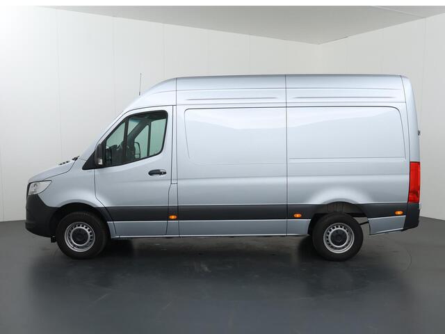 Mercedes-Benz SPRINTER 315 CDI | L2 H2 | Pro | 3 zits | Achteruitrijcamera | Betimmering | Laadvloer | Apple Carplay/Android Auto | Certified
