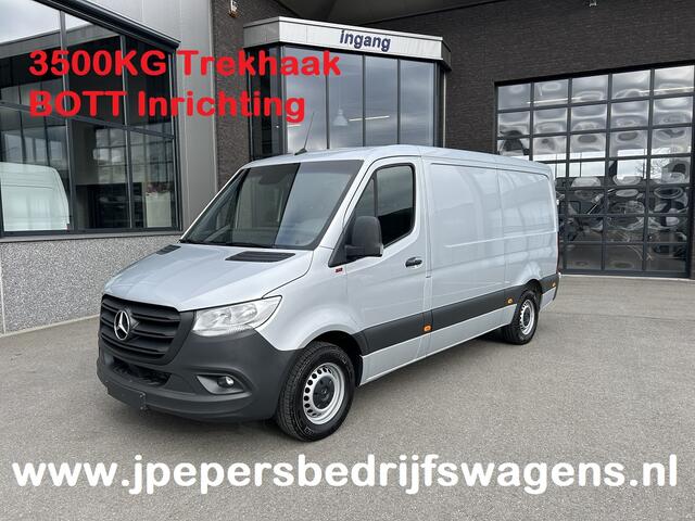 Mercedes-Benz SPRINTER 315 CDI RWD L2 H1 3500KG Trekhaak / BOTT Inrichting / MBUX 10.25 / Navigatie / Cruise control / Airco