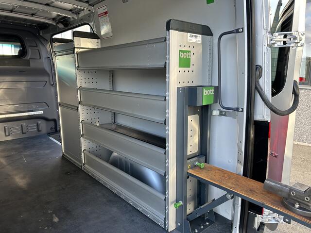 Mercedes-Benz SPRINTER 315 CDI RWD L2 H1 3500KG Trekhaak / BOTT Inrichting / MBUX 10.25 / Navigatie / Cruise control / Airco