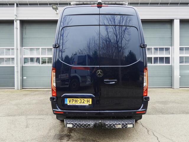 Mercedes-Benz SPRINTER 319 3.0 CDI L2H2 V6 190PK AUT | LED | 360° CAM | 3.5t TREKHAAK