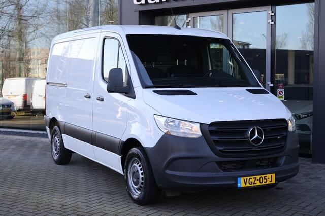 Mercedes-Benz SPRINTER 211 2.2 L1H1 *MBUX*CRUISE*TREKHAAK*CAMERA*