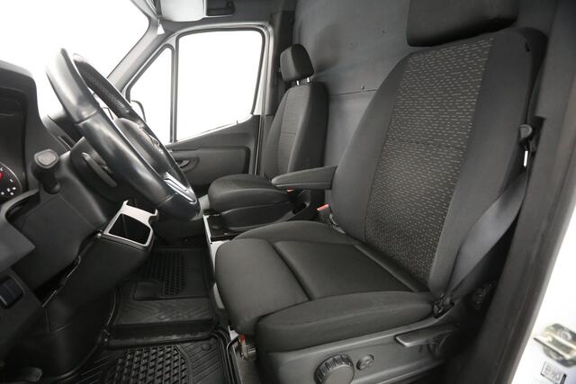 Mercedes-Benz SPRINTER 317 CDI 170PK L2H2 | 3500kg Trekgew. | Trekh. | Aut. | Airco | Adap. Cruise | Camera | Carplay | Navi | Stoelverw.