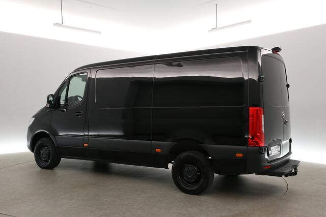 Mercedes-Benz SPRINTER 317 CDI 170PK L2H1 | Airco | Cruise | 3 Zits | Trekhaak | Camera | Carplay | Navi