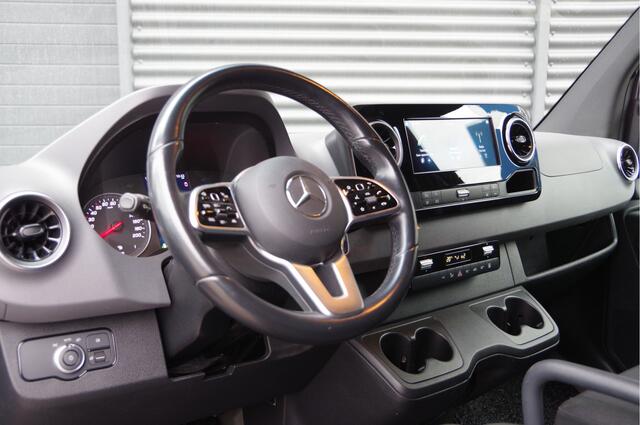 Mercedes-Benz SPRINTER 319 3.0 CDI V6 AUT. LED, 2X SCHUIFDEUR, MBUX 10'', ADAPT. CRUISE, CAMERA, NAVI, CLIMA, STANDKACHEL, 2 SCHUIFDEUREN, DUBBELE SCHUIFDEUREN