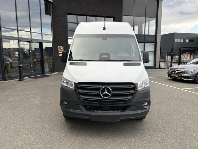 Mercedes-Benz SPRINTER 317 CDI L2 H2 Pro Facelift / MBUX / Navigatie / Camera / Cruise control / Airco / 270 Graden achterdeuren