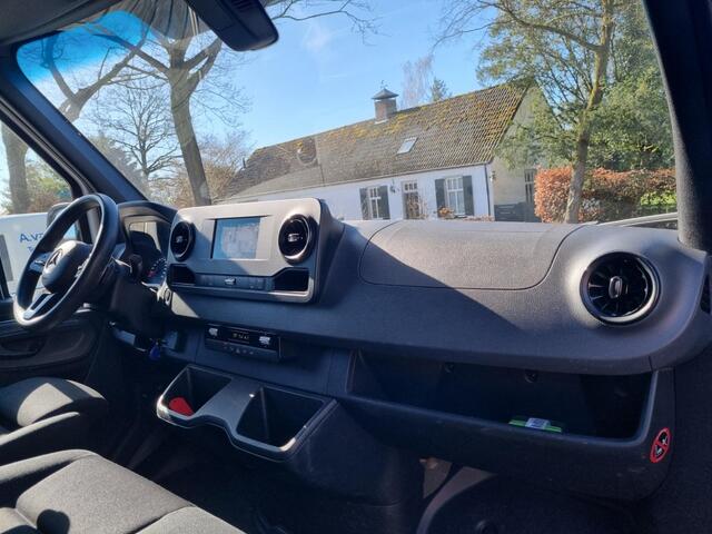 Mercedes-Benz SPRINTER 317 CDI Aut. L2 H2 Navi 3500kg Trekh