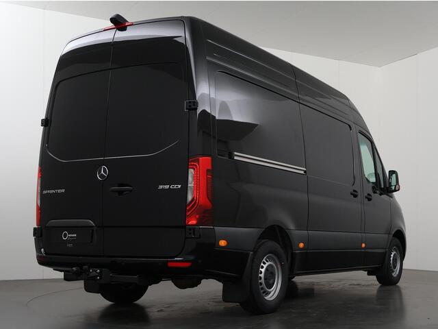 Mercedes-Benz SPRINTER 319 CDI | SELECT | L2 H2 | 190 PK | AUT. | | Aluca Kasten Inrichting | Vloer | Wand | Sidebars | BPM VRIJ | LEDEREN BEKLEDING | NAVIGATIE | STANDKACHEL | LED | 3500 KG TREKHAAK | PARKEERCAMERA | PARKEERSENSOREN | CARPLAY / ANDROID AUTO | LAADRUIMTE BETIMM