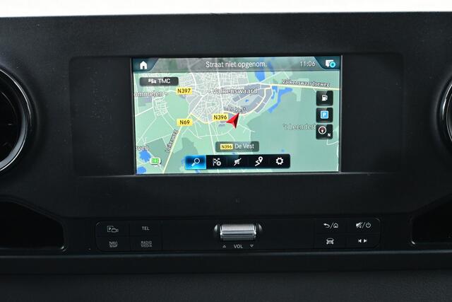 Mercedes-Benz SPRINTER 516 CDI L3 Bakwagen met Dhollandia laadklep Geveerde stoel, Zijdeur, 430x213x245 cm