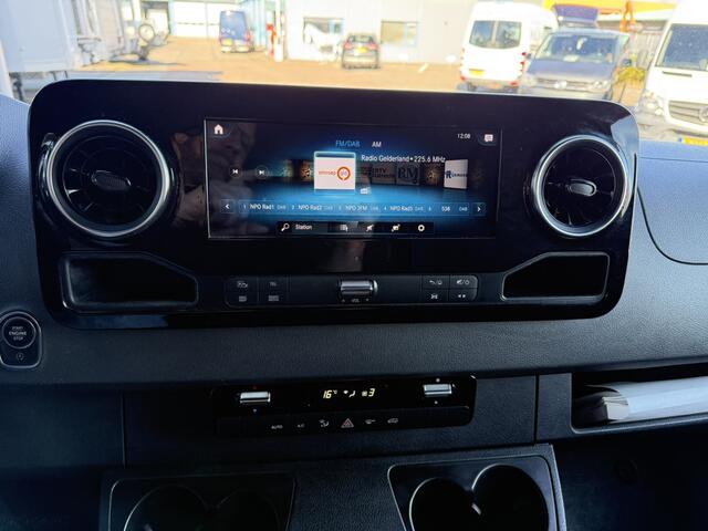 Mercedes-Benz SPRINTER 319 3.0 CDI L3H2 EURO VI-D 10"MBUX