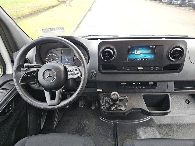 Mercedes-Benz SPRINTER 315 1.9 CDI L2H2 Bakwagen Laadklep Zijdeur Spoiler Euro6 150pk Mbux + Carplay!