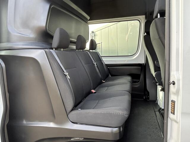 Mercedes-Benz SPRINTER 315 CDI 150 PK AUTOMAAT RWD / DUBBEL-CABINE / L2H2 / 3.5T TREKHAAK / 5 PERSOONS / AIRCO / CRUISE / NAVI / CAMERA