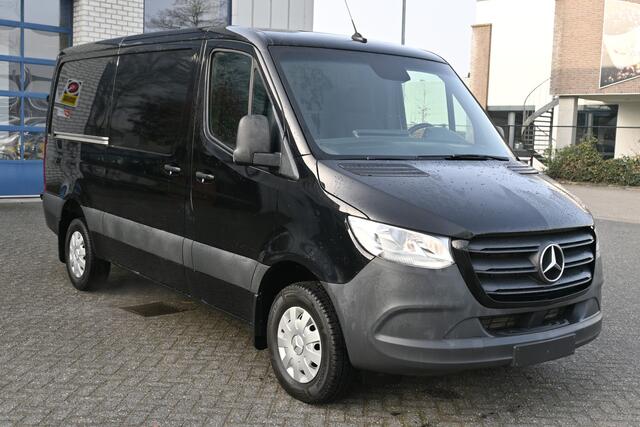 Mercedes-Benz SPRINTER 317 CDI L2H1 Geveerde stoel, MBUX met Camera, Apple Carplay/Android Auto