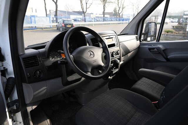 Mercedes-Benz SPRINTER 514 CDI Bakwagen met klep Euro 6 Dhollandia laadklep, Trekhaak, Airco