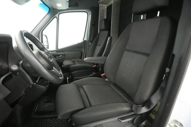 Mercedes-Benz SPRINTER 317 CDI L2H2 170PK | 2800kg Trekgew. | Trekhaak | Airco | Cruise | Camera | Carplay | Navi