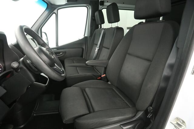 Mercedes-Benz SPRINTER 2.2 CDI L2H2 | DC | 7 Zits | Automaat | Airco | Cruise | Camera | Trekhaak | Carplay