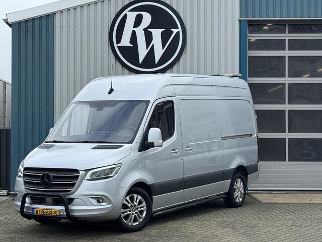 Mercedes-Benz SPRINTER 319 3.0 CDI L2H2 LED / D-schuifdeur / Navi / 6-Cilinder / Unieke inbouw / Camera / Carplay / DAB / En nog veel meer!