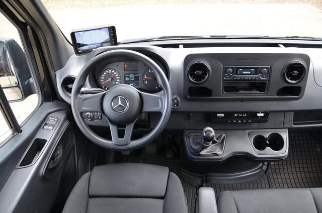 Mercedes-Benz SPRINTER 317 CDI L4H2 Dubbele Cabine/Airco/Trekhaak/Camera/Let op div schades