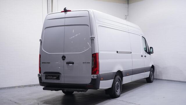 Mercedes-Benz SPRINTER 315 CDI 150 pk L3H2 Apple Carplay, Camera Airco, Laadruimte Pakket, Opstap achter, 3-Zits