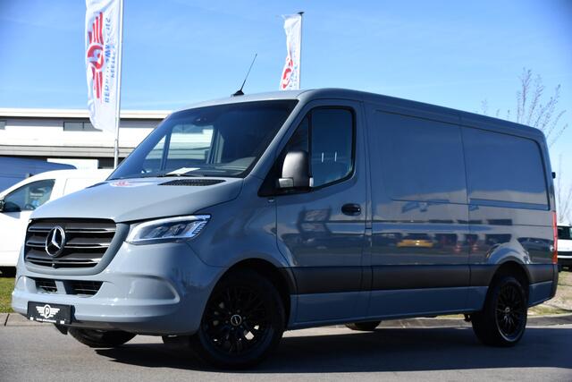 Mercedes-Benz SPRINTER 316 2.2 CDI L2H1 PB Edition Adaptieve Cruise, 360 Camera, Caprlay, LED, 3500kg Trekhaak, 10,5'' Mbux, Automaat, Multimedia, Uniek!
