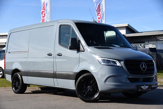 Mercedes-Benz SPRINTER 316 2.2 CDI L2H1 PB Edition Adaptieve Cruise, 360 Camera, Caprlay, LED, 3500kg Trekhaak, 10,5'' Mbux, Automaat, Multimedia, Uniek!