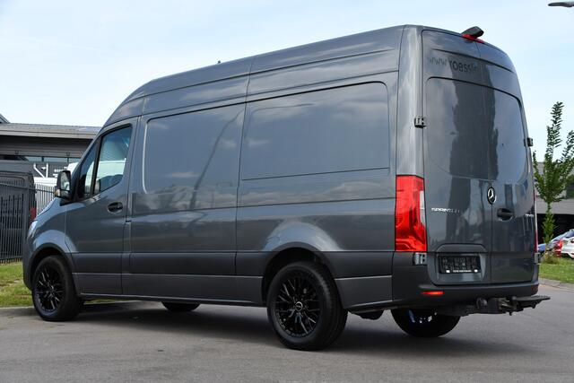Mercedes-Benz SPRINTER 316 2.2 CDI L2H2 RWD PB Edition Camera, Cruise, 3500kg, Trekhaak, Carplay, 164pk, Stoelverarming, Multimedia, Uniek!