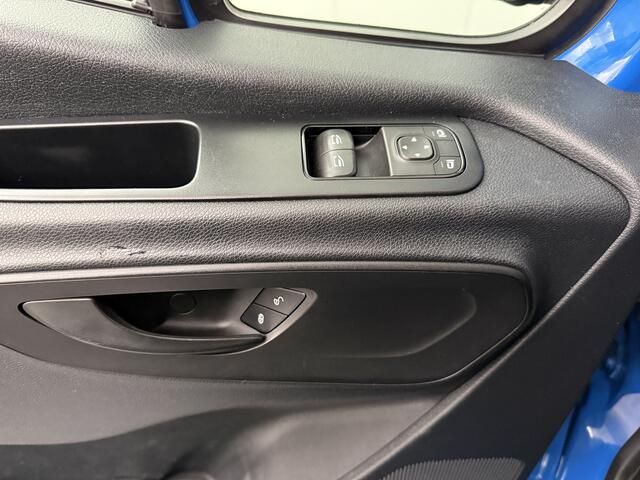 Mercedes-Benz SPRINTER 316CDI Automaat L2H2 | Led | 3500Kg Trekhaak | Navigatie | Camera | Airco | Cruise | 3-Zits