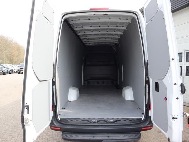 Mercedes-Benz SPRINTER 319 CDI 3.0 V6 L4H2 - Mbux - 3 Zits
