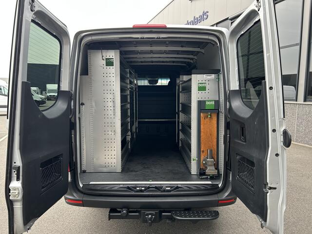 Mercedes-Benz SPRINTER 315 CDI RWD L2 H1 BOTT Inrichting / 3500KG Trekhaak / MBUX 10.25 / Navigatie / Cruise control / Airco