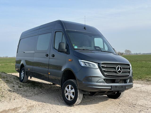 Mercedes-Benz SPRINTER 319 CDI 191 PK 4x4 AUTOMAAT FACELIFT BPM VRIJ !! / 9G-TRONIC / L3H2 / STUUR EN STOELVERWARMING / 2.8 TONS TREKHAAK / CAMERA / ADAPTIVE CRUISE / AIRCO......... ZEER COMPLEET !!