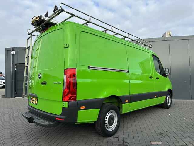 Mercedes-Benz SPRINTER 314 CDI 143 PK AUTOMAAT RWD / L2H1 / IMPERIAAL + RHINO SAFESTOW / CAMERA / TREKHAAK