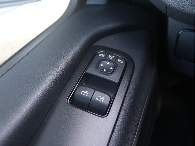 Mercedes-Benz SPRINTER 317 1.9 CDI L2H2 RWD