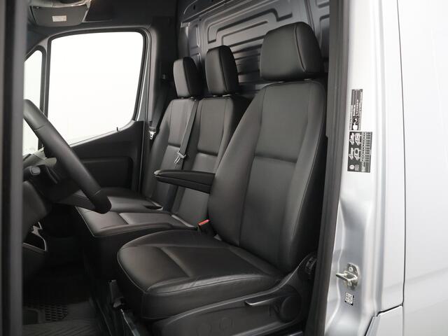 Mercedes-Benz SPRINTER 317 CDI L2 H2 Pro | Verwarmde Chauffeursstoel | Bijrijdersbank | Spiegelpakket | Achteruitrijcamera | Airco | Cruisecontrol | Dodehoekassistent | 3500kg AHW | Certified |
