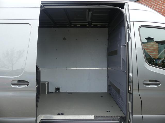 Mercedes-Benz SPRINTER 315 CDI L2H2 3500KG Trekgewicht LED/Camera/Trekhaak/PDC/Navigatie