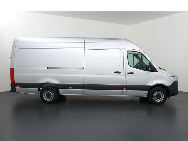 Mercedes-Benz SPRINTER 315 CDI | AUT. | L3 H2 | MBUX 7" | Dodehoekdetectie | Navigatie | Parkeercamera | Trekhaak |
